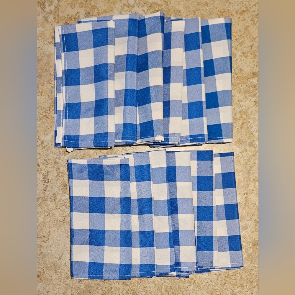 Blue Checkered Gingham Napkins, Dozen. UNUSED
